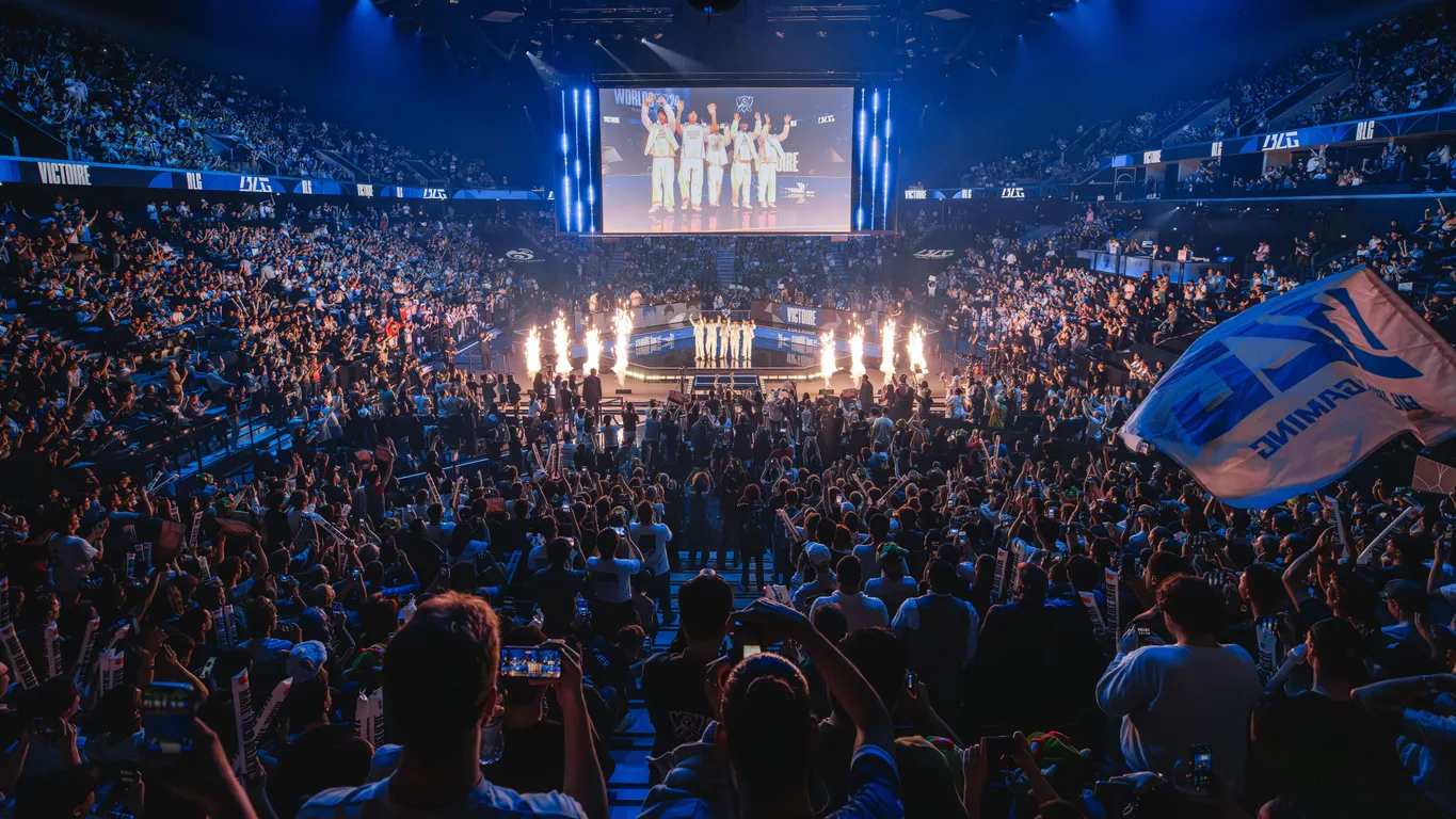 T1战队S15赛季团队协作与战术执行解析，展望新赛季表现-uwin电竞